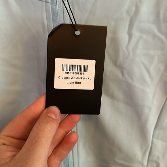 Cropped zip jacket - Picture 3 of 6